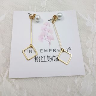 hoa tai thiết kế 8
