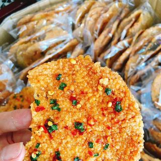 cơm cháy chiên nước mắm