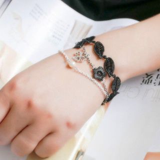 Choker tay 30 Được chọn mẫu