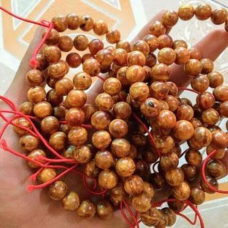 Vòng tay gỗ huyết longgỗ bách xanh