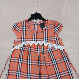 Áo bầu caro bubbery x