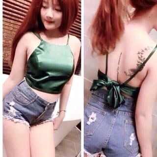 áo yếm nơ sau lưng