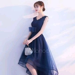 ĐẦM XÒE ĐUÔI TÔM NƠ EO