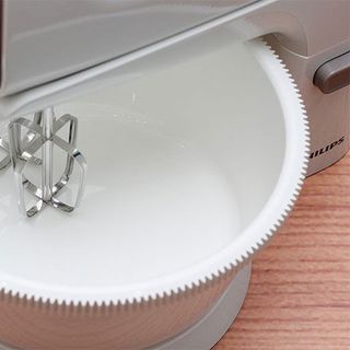 Máy đánh trứng HR1559