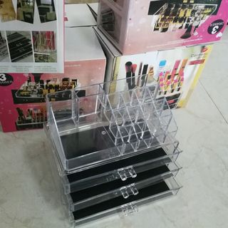 Kệ tủ đựng trang sức mỹ phẩm