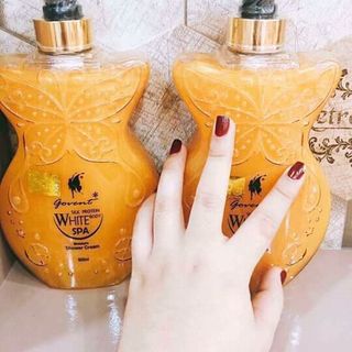 Sữa tắm trắng da Govent