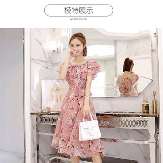 ĐẦM XÒE VOAN HOA TRỄ VAI DÂY NỎ CỘT 2 KIỂU
