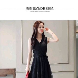 ĐẦM MAXI REN ĐEN CỔ TIM