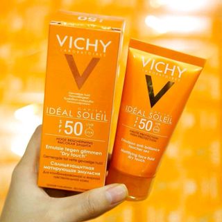 kem chống nắng vichy
