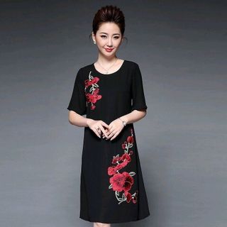 ĐẦM SUÔNG THÊU HOA SANG TRỌNG