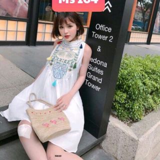 Đầm hoa thêu