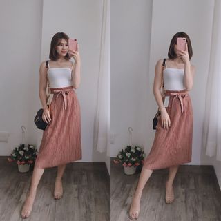CHÂN VÁY DẬP LI CỘT NƠ