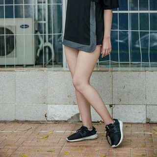 áo overtee phối vat chữ L cá tính
