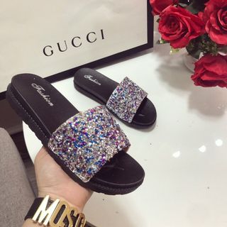 dép quai ngang kim đế đúc