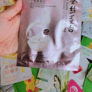 mặt nạ tơ tằm one spring silk mask