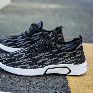 Sneakers Nam cá tinh 2018