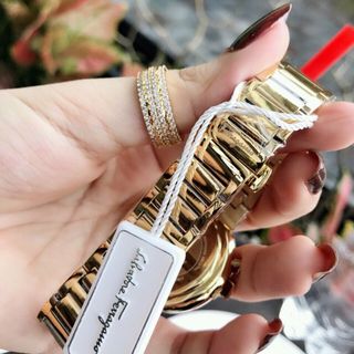 Đồng hồ Salvatoree