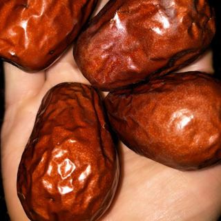 Táo đỏ Tân Cương