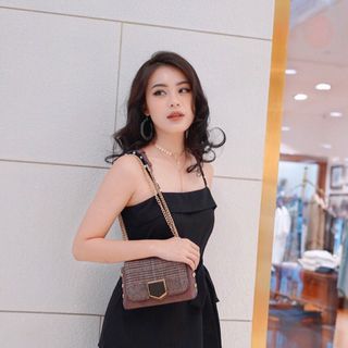 ĐẦM MAXI DÂY DẬP LI
