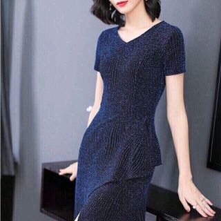 đầm kim tuyến