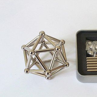 Bucky ball - Bộ nam châm xếp hình sáng tạo