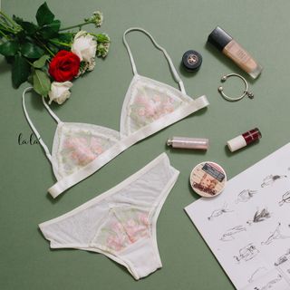 B2TH - Đồ lót thiết kế La lá