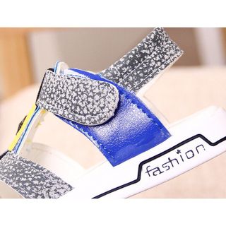 Sandal sao cực chất cho bé trai