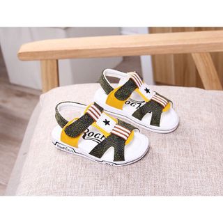 Sandal sao cực chất cho bé trai