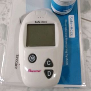 Bộ máy đo đường huyết Safe Accu Sinocare