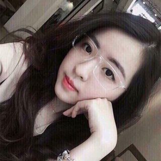 mắt kính gọng trong