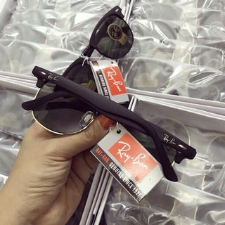 mắt kính chống uv