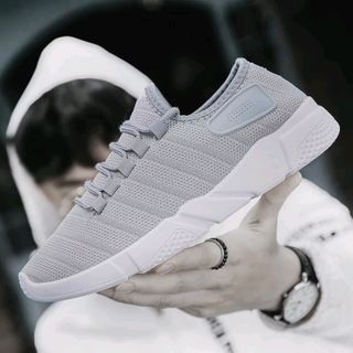 Giày thể thao nam