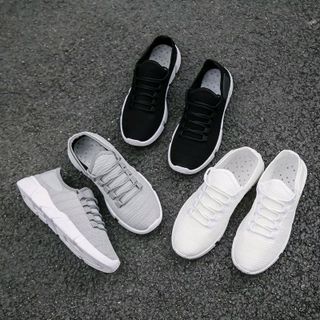 Giày thể thao nam