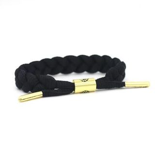 Vòng tay Rastaclat