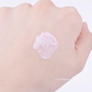 KEM DƯỠNG CHỐNG LÃO HOÁ CHIẾT XUẤT HỒNG SÂM HÀN QUỐC