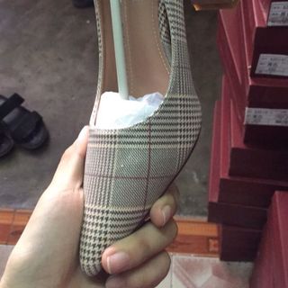 Thanh lý lô AD 300 đôi