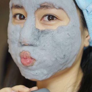 MẶT NẠ BÙN SỦI BỌT