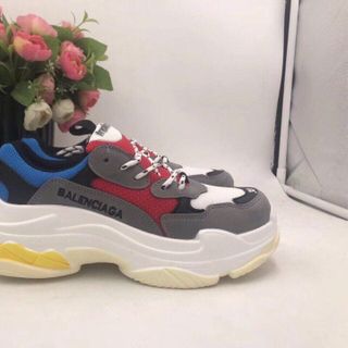 Giầy thể thao nữ