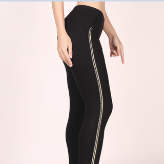 QUẦN LEGGING THỂ THAO SỌC NHŨ