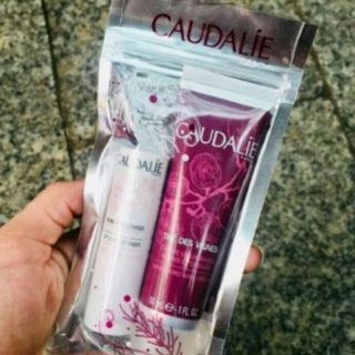 Set son dưỡng và kem dưỡng da tay CAUDALIE giá sỉ