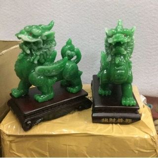 tỳ hưu chiêu tài
Giá sỉ 270k 1 cặp 
ngang 7cm dài 12cm cao 13cm
nặng 700gr/ cặp
cam kết hàng y hình hình tự chụp nha các bạn