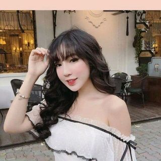 ĐẦM XÒE TRỄ VAI TIỂU THƯ