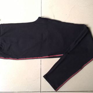 QUẦN LEGGING THỂ THAO SỌC ĐỎ