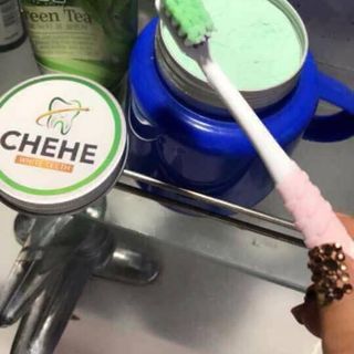 Thảo dược trắng răng Chehe Giá hộp 150k