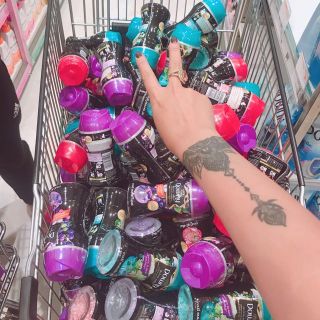 Viên xả vải Downy Thái