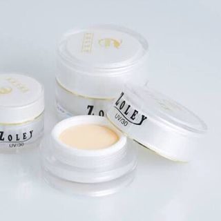 kem dưỡng da se khít lỗ chân lông Zoley
