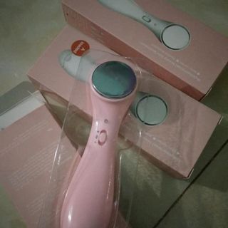 Máy mát sa mặt ion âm dương