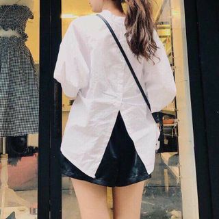 sơmi trắng phối nút