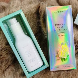 Kem Ngày - Body Dưỡng Trắng Mint chống nắng cao SPF 50 makup soHERBs