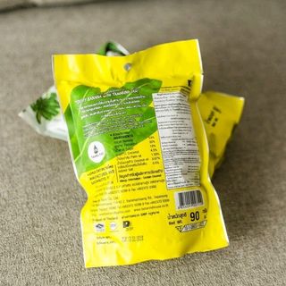 Bánh chuối kẹp me Thái 90g